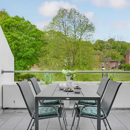 2 Bedroom Amazing In *
