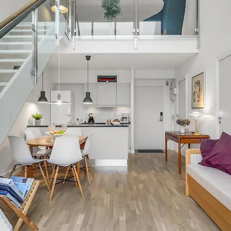 2 Bedroom Amazing In Apartment *