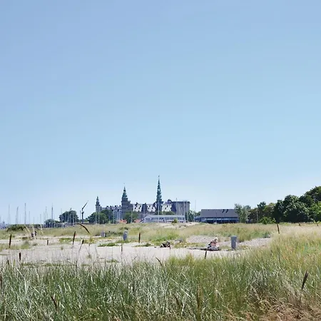 2 Bedroom Amazing In Apartment Helsingor